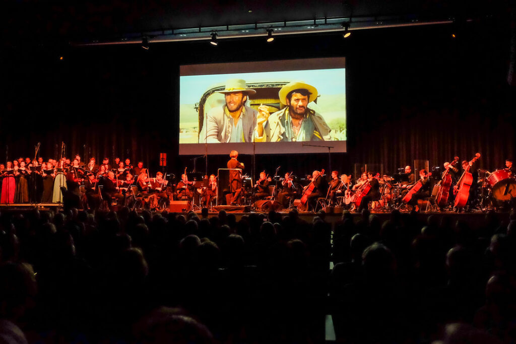 Konzert mit Orchester und Filmprojektion aus 'The Good, the Bad and the Ugly