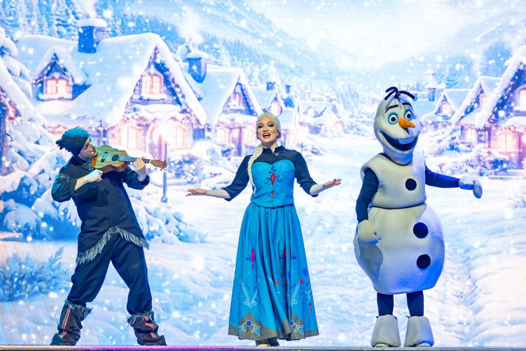 EISKÖNIGIN 1&2 Die Musik-Show auf Eis mit Starsolisten, Eistänzern und Akrobaten