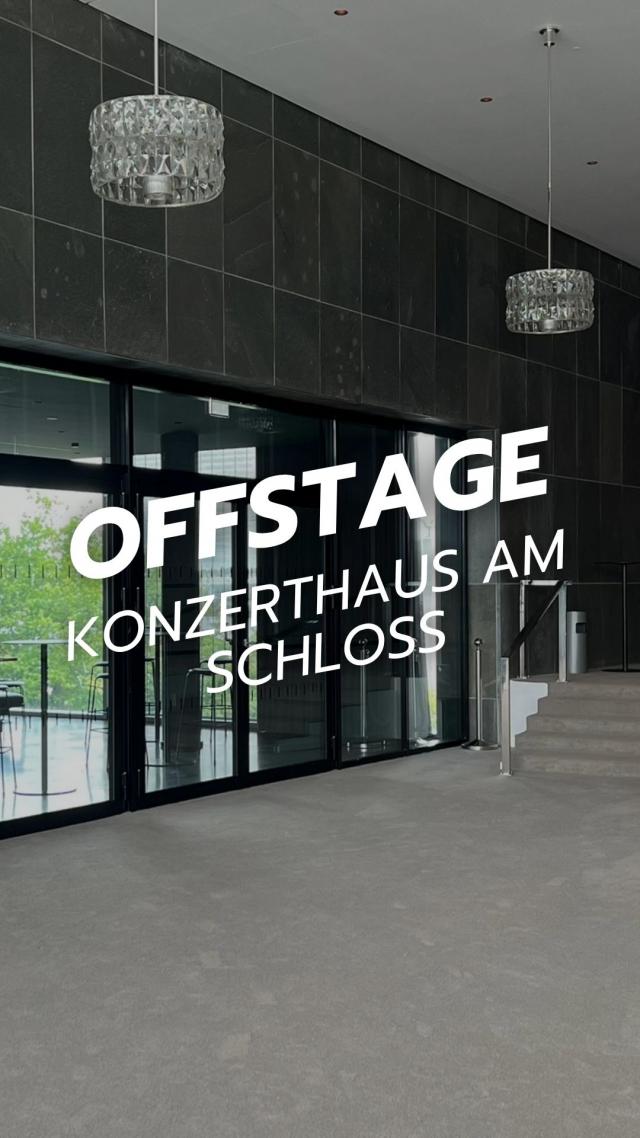 Manchmal gehört zu unserem Job auch, bekannte Orte neu zu entdecken. 

Gestern waren wir zu Besuch im Konzerthaus am Schloss. Dort haben wir schon vor der großen Renovierung Veranstaltungen durchgeführt – umso spannender war es, das Haus jetzt nach seiner Wiedereröffnung Anfang des Jahres erneut zu besichtigen.

Ein paar Eindrücke von unserem Besuch und aus unserem Veranstalter-Alltag. 🎭

Kiel | Theater am Schloss | Highlight Concerts